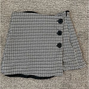 Patterned mini skort